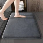 tapis bain moderne gris uni velours absorbant antidérapant salle bain