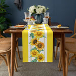 chaise table lin fleurs tournesol jaune motif floral décoration rustique maison festive