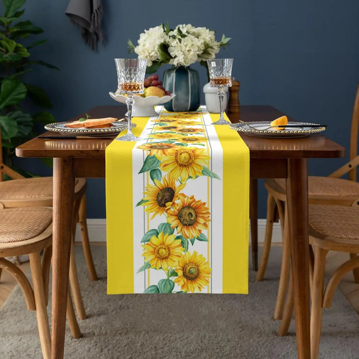 chaise table lin fleurs tournesol jaune motif floral décoration rustique maison festive