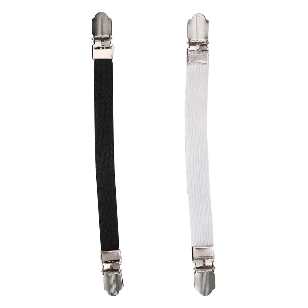 attaches drap housse clips métalliques noir blanc côtelé texturé minimaliste organisation domestique chambre