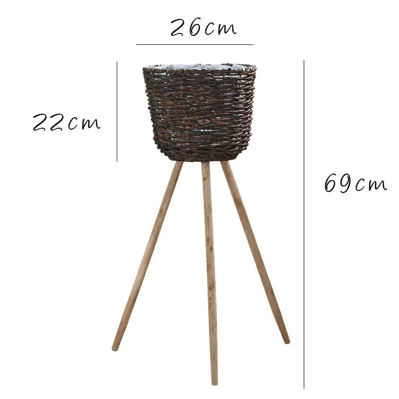 panier tressé pieds moderne rustique naturel bois clair plantation fleur décoration intérieure vintage autonome
