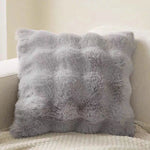 housse coussin carrée fausse fourrure polyester coton rayures horizontales teint uni beige gris rose