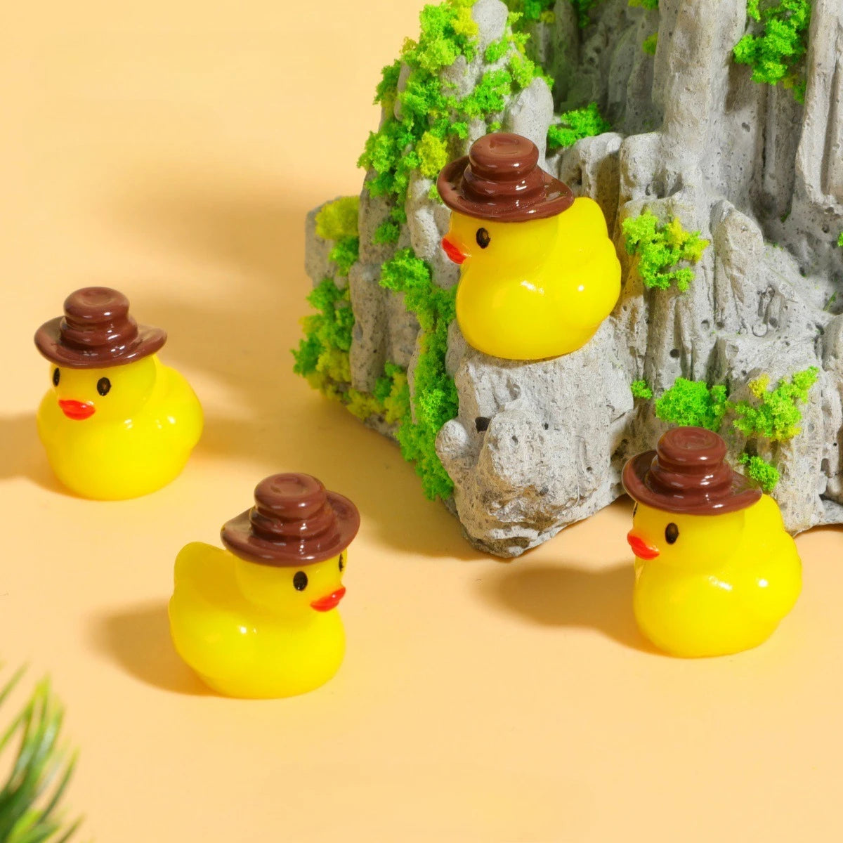 décoration extérieure canards jaunes chapeau cowboy résine animaux décor jardin féerique