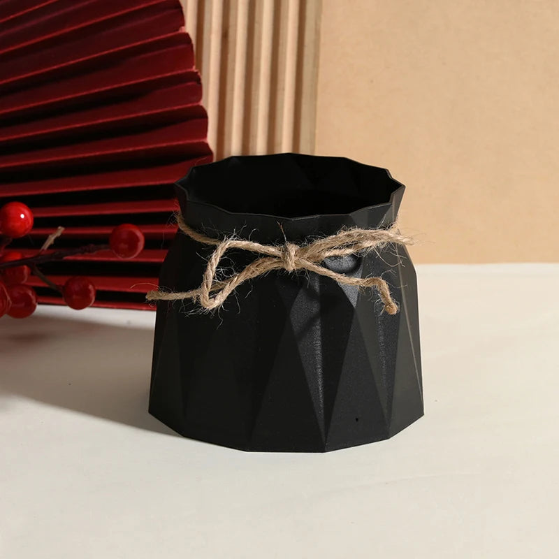 pots fleurs géométriques bleu blanc jaune noir modernes minimalistes