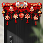 décoration murale chinoise rouge blanche bleue personnages animaux motifs floraux caractères chinois