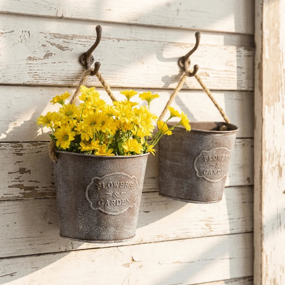 pots suspendus fleurs rustique embossé vieilli métal cordes jute tressées balcon jardin vintage