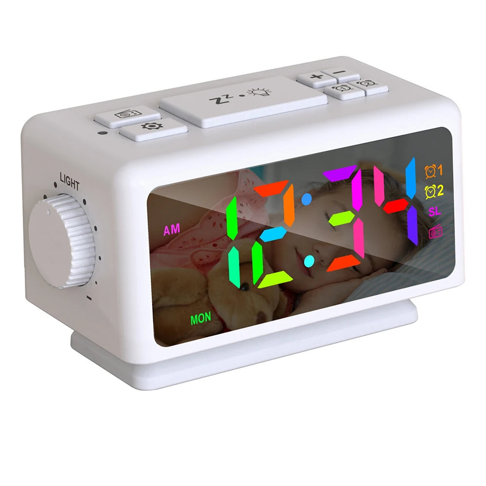 horloge numérique moderne écran led noir blanc charge usb radio fm snooze
