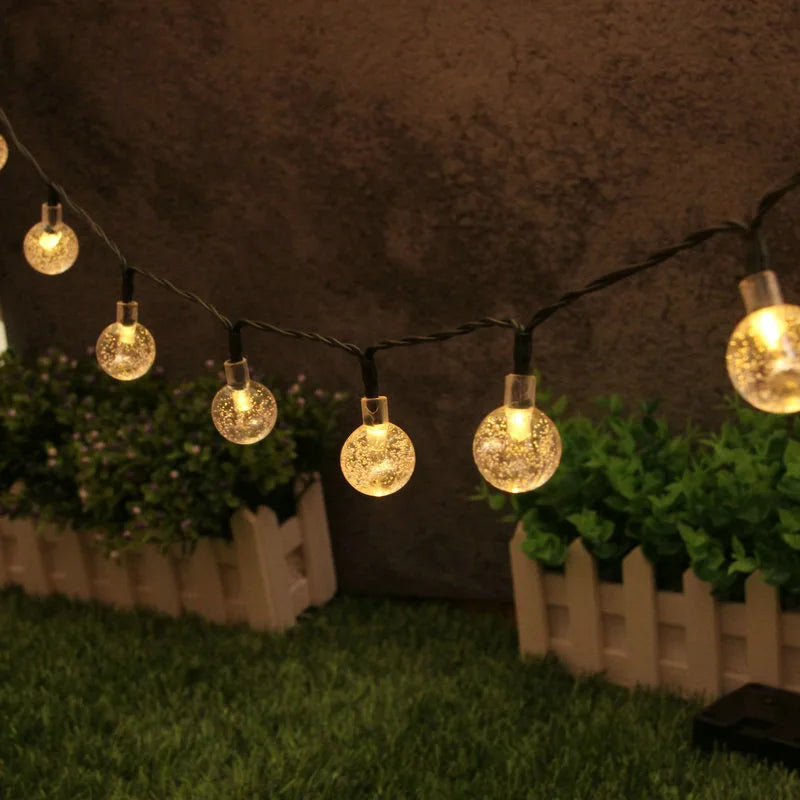 guirlande lumineuse solaire translucides blanc vert bleu jaune moderne clips patio noël
