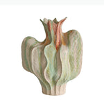 vase céramique texturé rose vert orange stries verticales tulipes allium décoration table moderne sculptural