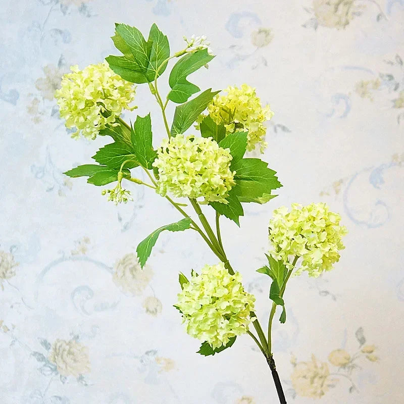 Arrangement floral hortensia blanc et vert