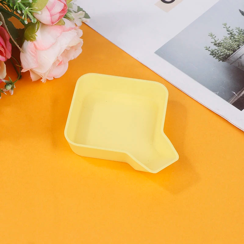 organisateur rangement boîtes carrées orange vert bleu rose jaune moderne minimaliste jeux société accessoires