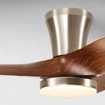 ventilateur moderne led télécommande lumière marron bois pales argentées minimaliste