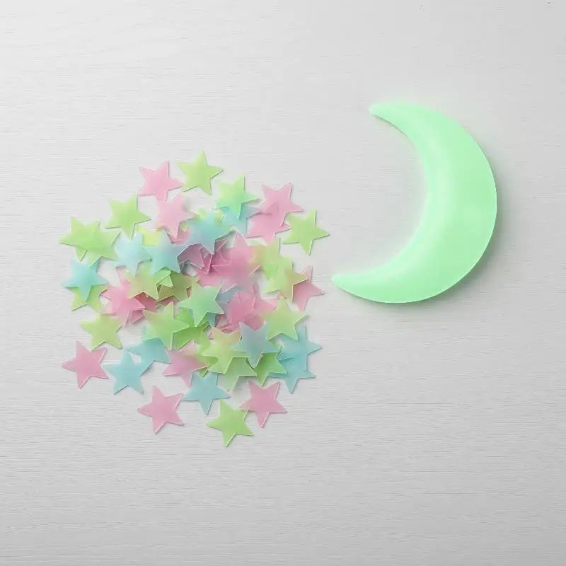 stickers muraux lumineux étoiles lune vert bleu rose jaune modernes réutilisables chambre fenêtre fête
