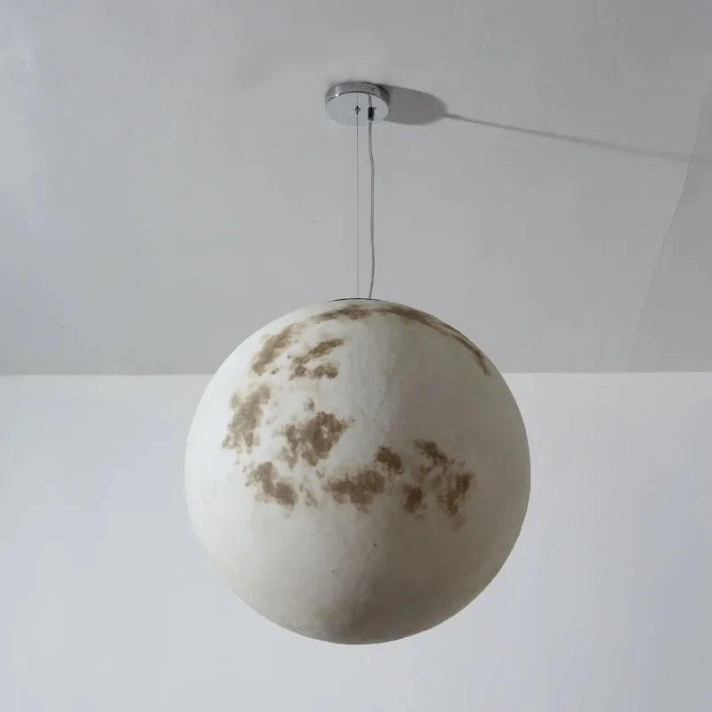 Suspension lumineuse moderne acrylique blanc texture lunaire fil blanc crochets métalliques 20cm 25cm 30cm
