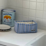 boîte rangement moderne bleu clair jaune clair blanc rayures fines tissu amovible pratique sans