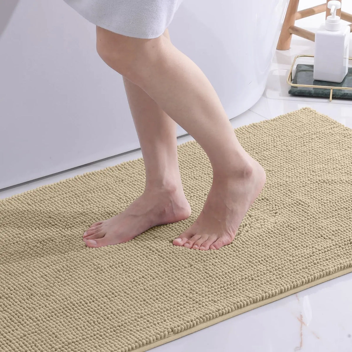 tapis bain microfibre gris clair moderne antidérapant absorbant large salon chambre