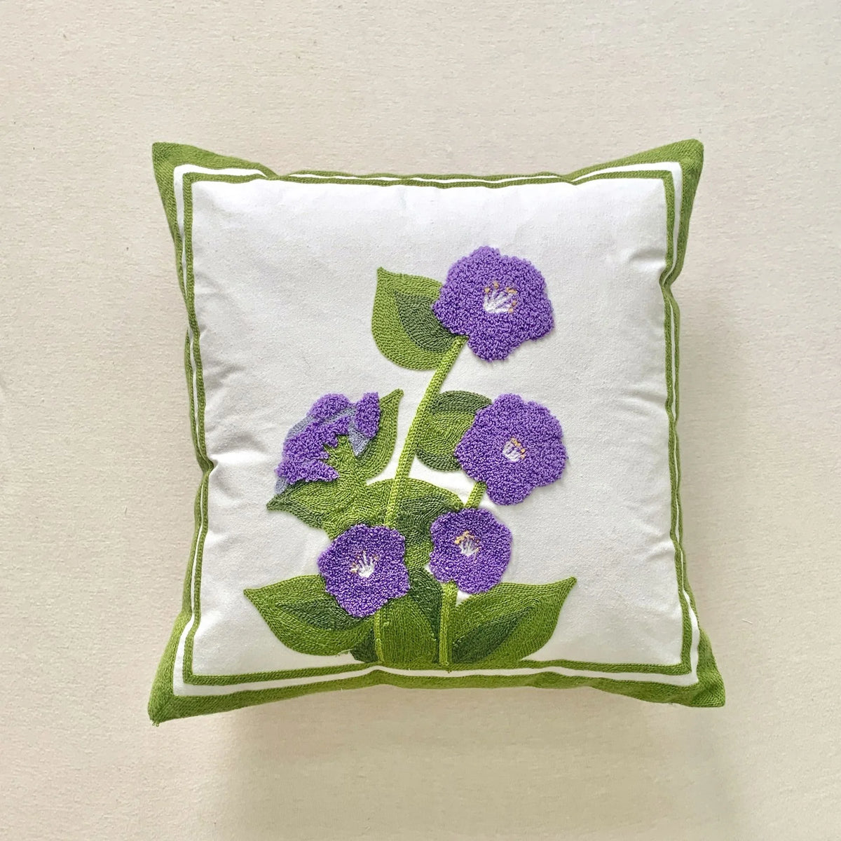 coussin carré moderne motif feuilles tropicales brodé polyester 45x45cm décoration maison voiture