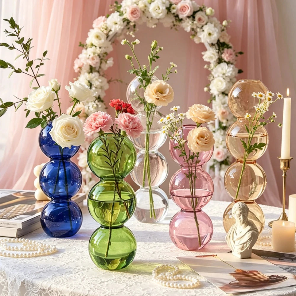 vase verre transparent boule sphères empilées décoration moderne minimaliste fleurs maison