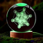 veilleuse verre transparent motif géométrique lumineux couleurs vives socle boisclair adaptateur secteur