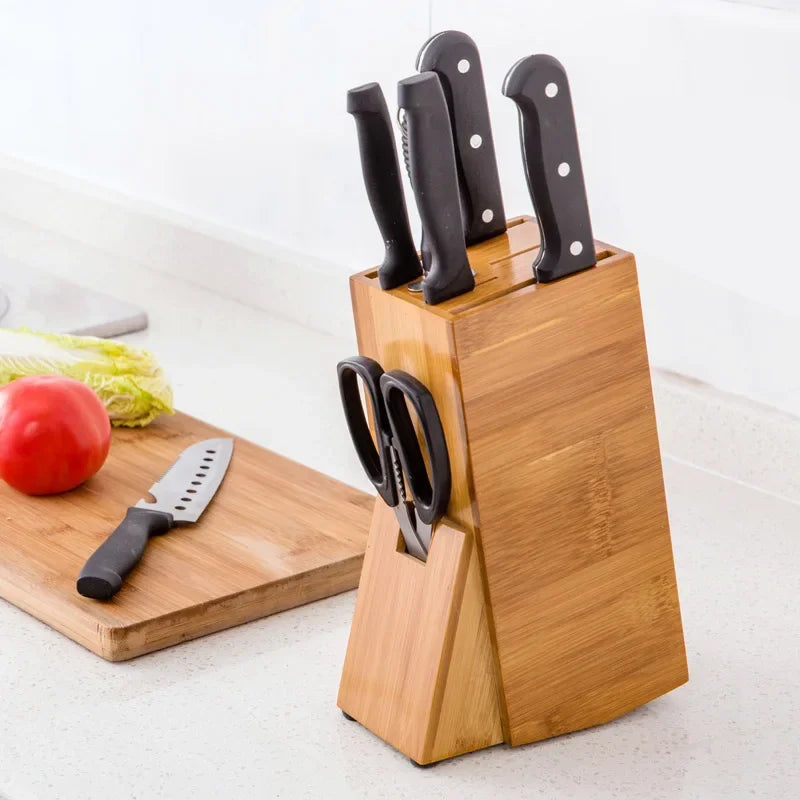porte couteaux moderne bloc bois naturel poignées noires couteaux ciseaux rangement cuisine respectueux environnement