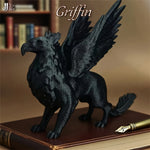 statue griffon noire texture rugueuse plume dorée décoration intérieure classique opacité chambre étude salon
