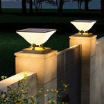 lumière solaire moderne pieds métalliques blanc gris contemporain minimaliste led