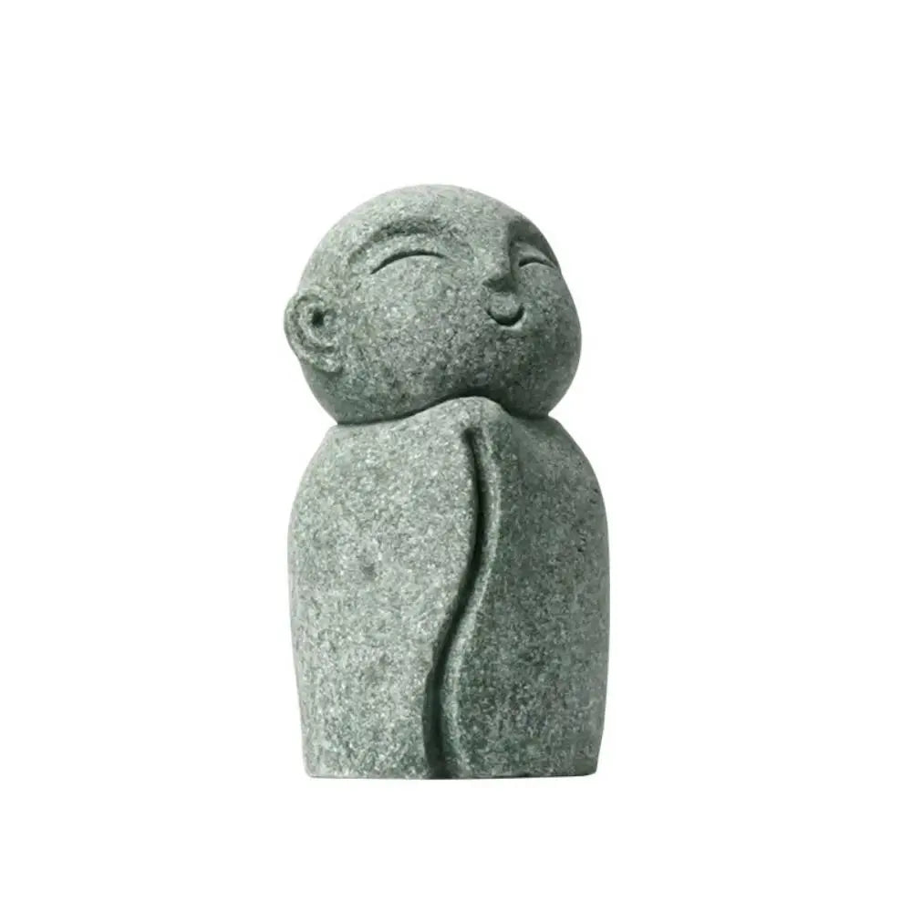 statuette bouddhiste vert clair granitée minimaliste sculptural durable extérieure intérieure ornement jardin porte bonheur