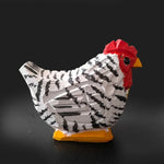 figurines poulets bois peints artisanales décoration maison ornements couleur rouge verte Jaune