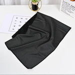 serviette sport bleu clair maille fine points noirs séchage rapide absorption élevée lavable machine