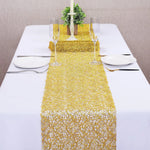 tableau decoratif tissage or blanc vert transparent festif assiettes verres bougies fleurs plantes serviettes