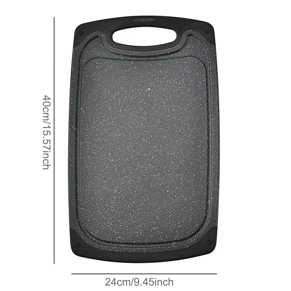 planche découper moderne poignées intégrées motif granulé noir gris beige respectueuse environnement multifonctionnable accrochable