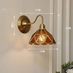 suspension lumineuse verre teinté art deco or marron bleu clair motifs géométriques opacité chaînes