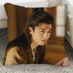housse coussin décoratif moderne carré noir blanc bleu beige portrait théâtre 45cm 45cm polyester