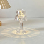 lampe table moderne transparente rayures texturées base plate led changeante nocturne chambre festive