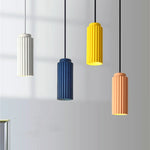 suspension lumineuse moderne blanc bleu orange rose jaune rayures verticales opaques gu10