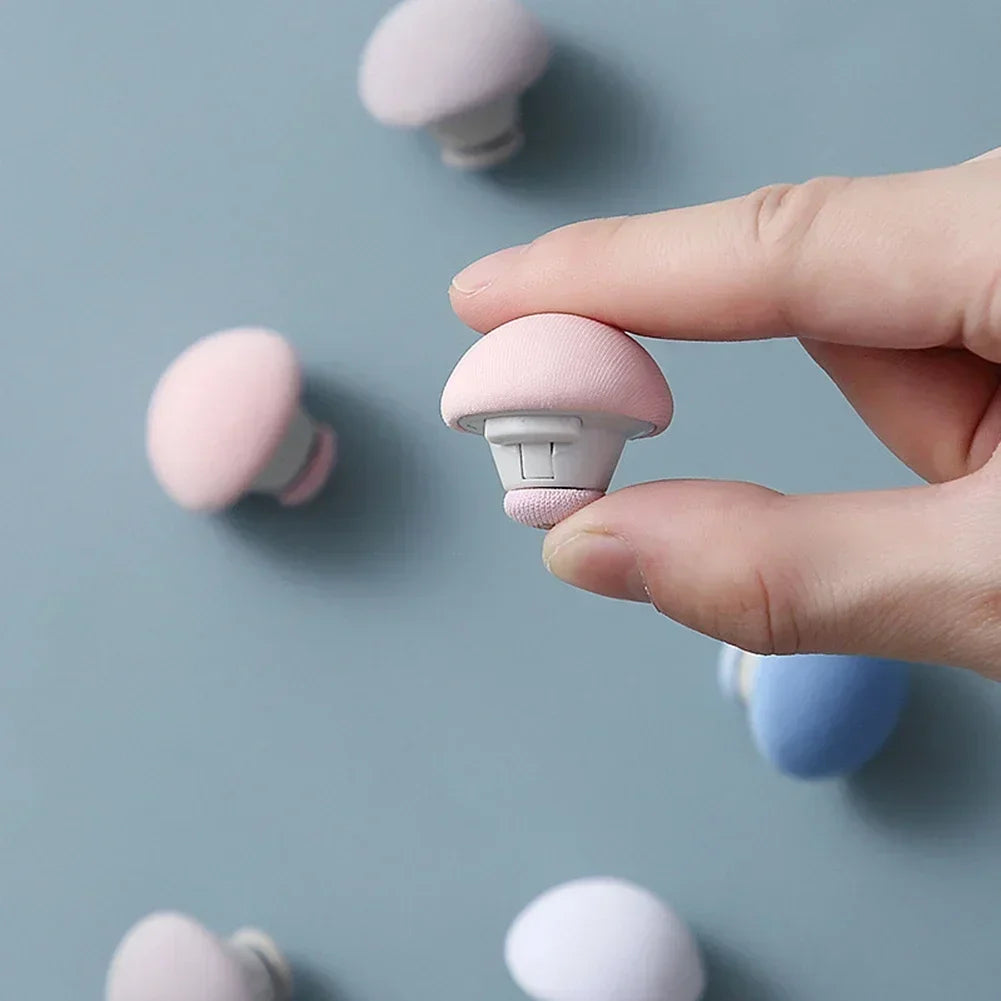 boutons lit antidérapants plastique moderne rose gris bleu blanc adhésifs sécurisés housse couette