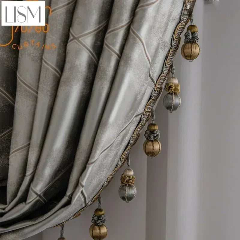 rideau occultant classique gris beige motif géométrique franges dorées salon chambre maison luxe