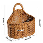 panier osier marron clair tressé rustique crochets transparents oignons herbes aromatiques fleurs blancs
