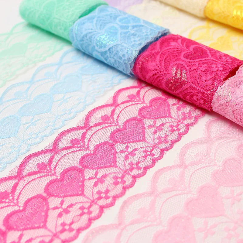 ruban dentelle polyester largeur 75mm couleurs rouge rose vert bleu motifs floraux classique