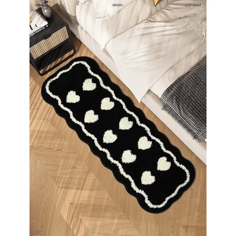 tapis sol moderne motif coeur noir blanc doux antidérapant chambre salon décoration maison