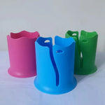 support canettes silicone bleu rose vert moderne pratique surf echangement boisson sécurité sport