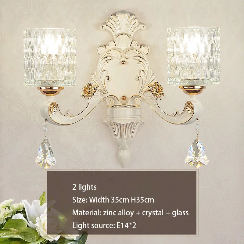 lustre led cristal ornementation dorée contemporain salon salle manger villa