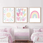 affiche dessin animé cœur arc ciel soleil moderne enfant rose blanc bleu jaune vert