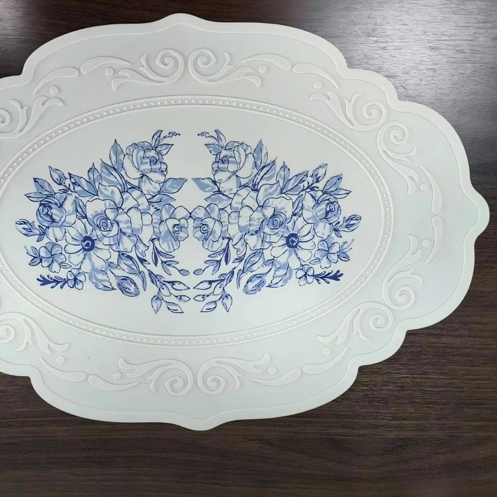 assiette fleur bleue silicone classique vintage beige blanc respectueuse environnement