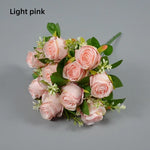 décoration extérieure bouquet roses artificielles soie couleurs variées modernes élégantes feuilles vertes incluses