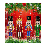 Des rideaux festifs présentant une variété de casse-noisettes décoratifs, un élément traditionnel de la décoration de Noël. Les casse-noisettes colorés, tout comme les jouets et les ornements de Noël, sont magnifiquement conçus en bois et peints à la main, ajoutant une touche de charme à l'ambiance des fêtes. Ces rideaux sont parfaits pour des événements spéciaux pendant la période de Noël et apportent une atmosphère chaleureuse et accueillante pendant les vacances.