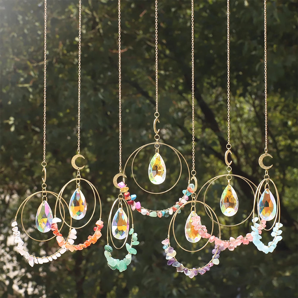 pendant boho chic or multicolore semi précieuses motifs géométriques anneaux croissants