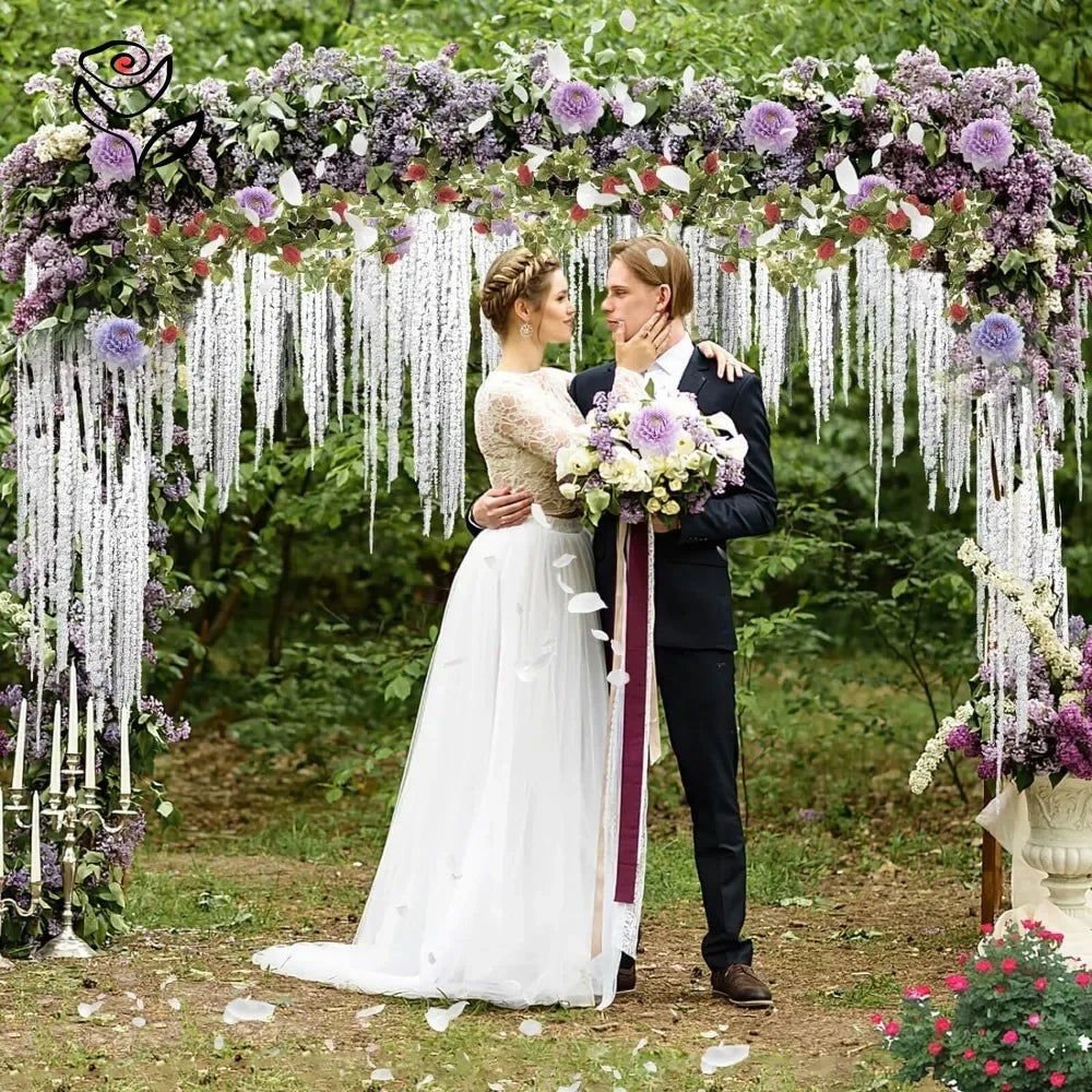 rubans decoratifs festifs bleu rouge blanc violet rose vert jaune gris texture crepon franges