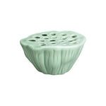 cache pot porcelaine bleu clair rose pâle vert pastel motifs perforations texture ondulée moderne