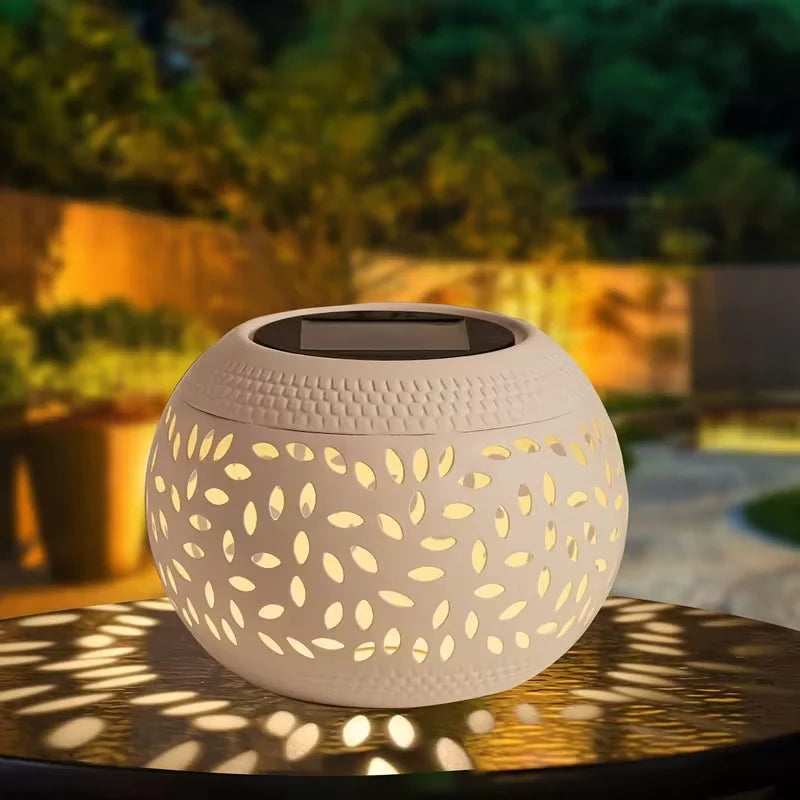 lampe solaire blanche perforations feuilles classique éclairage extérieur jardin patio autoon autonome led ip65